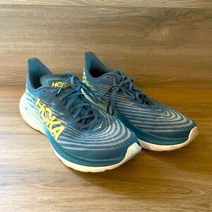 Hoka Sneakers